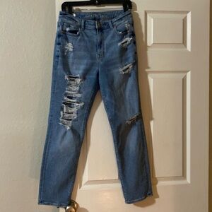 American Eagle, Mom Jean with rips